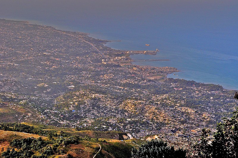 800px-Panoramic_View_of_Carrefour,_Haiti